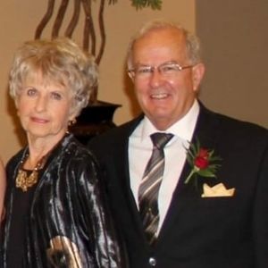 Meet your Posher, Carla